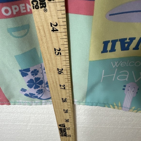 Fresh Prints Brand Hawaiian Shirt Men's Medium Colorful Aloha Tiki Bar Print - Picture 7 of 9